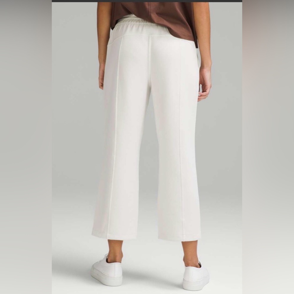 NWOT Lululemon Softstreme High-Rise Straight Leg Cropped Pant Bone